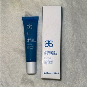 Arbonne Bio-Hydria Eye Gel in Deep Blue